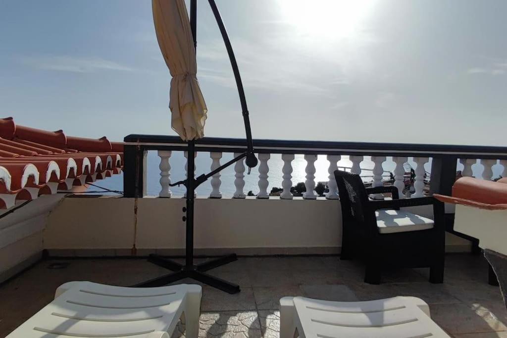 Sunny Rooftop & Perfect View Apartment Arco da Calheta  Exterior foto